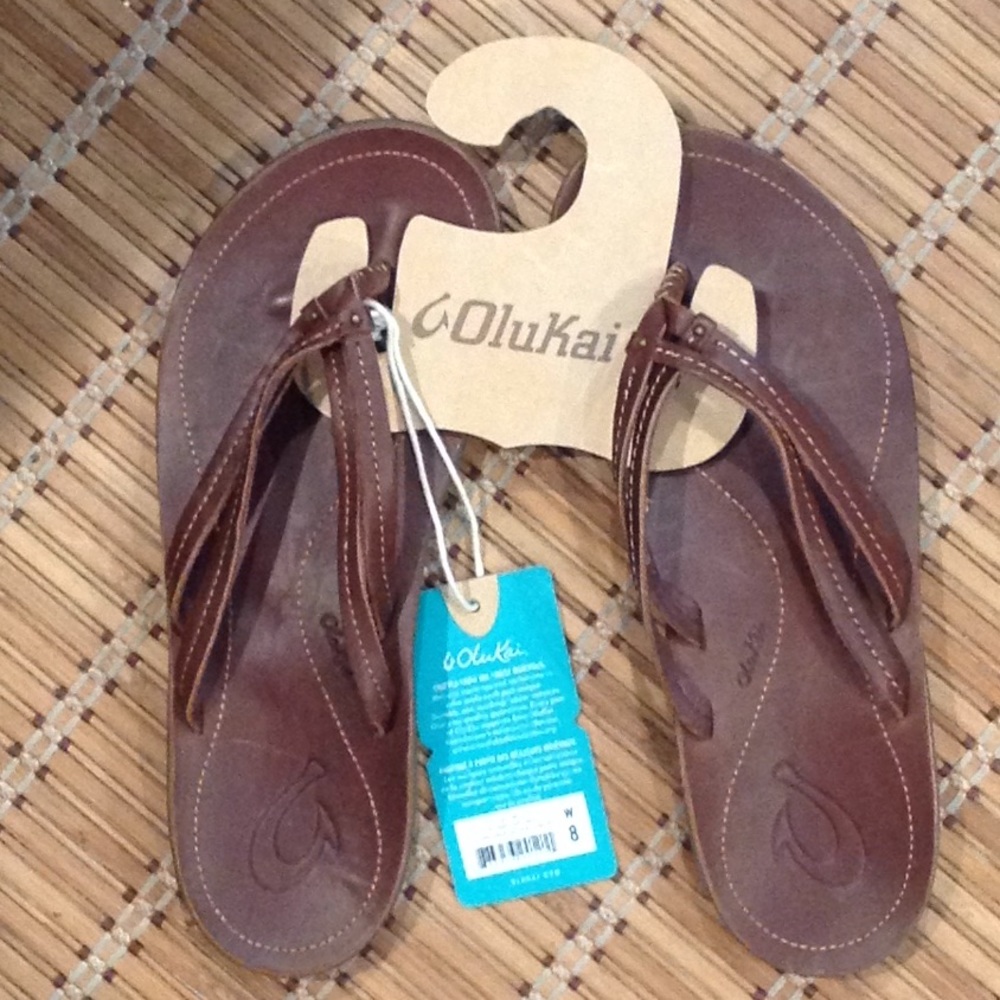 OluKai Brown Sandals Size 8 NWT